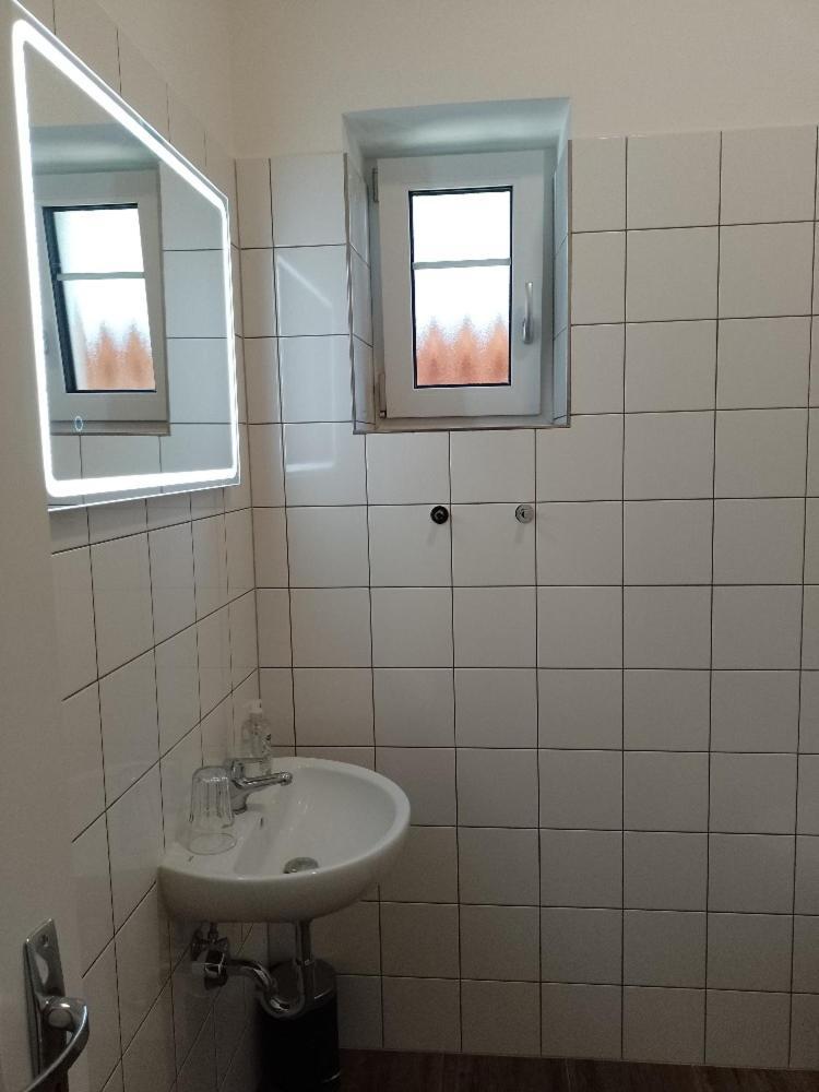 Penzion Litohlavy 17 - Na Samote U Lesa Králŭv Dvŭr Oda fotoğraf